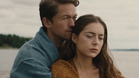 Hamilton, trădat chiar de logodnica sa. Agentul nici nu își imaginează că Lykke va fi cea care îi va „sabota” misiunea